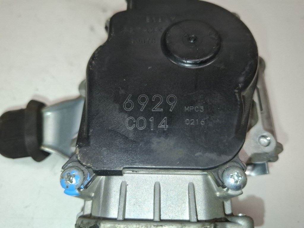 Dacia Dokker elsõ ablaktörlõ motor 3. kép