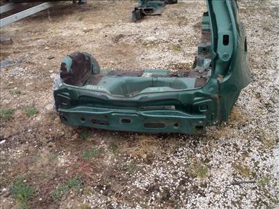 Fiat Punto 5 ajtós hátfal