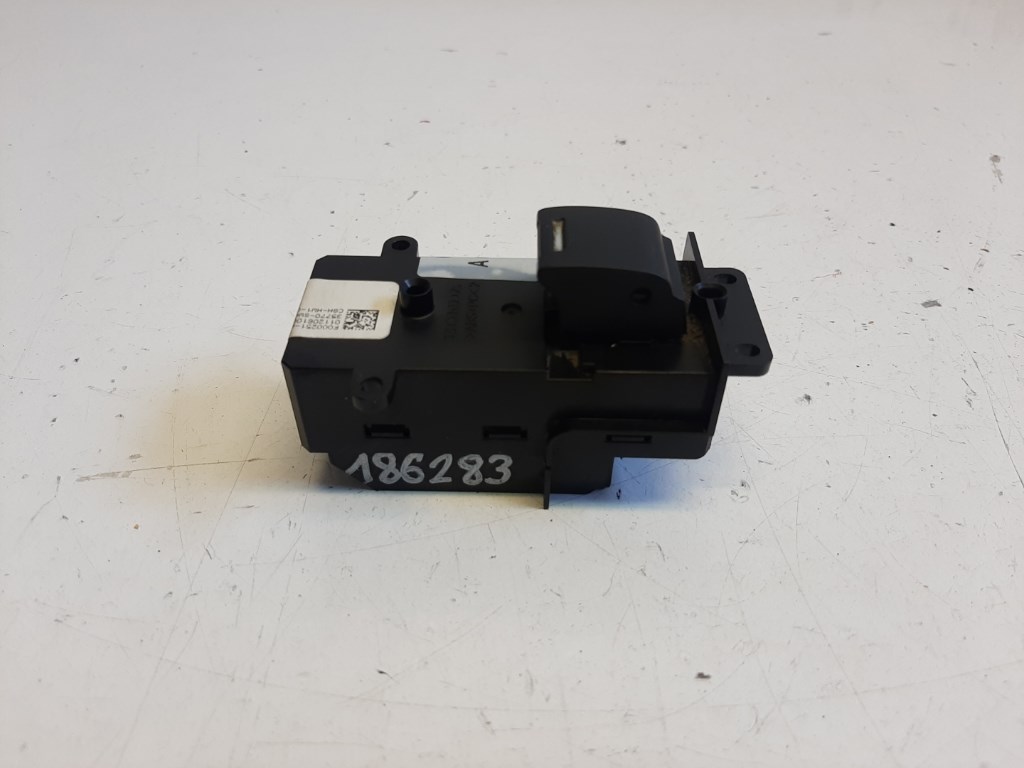 Honda CR-V jobb hátsó ablakemelõ kapcsoló 35770SWA 2. kép