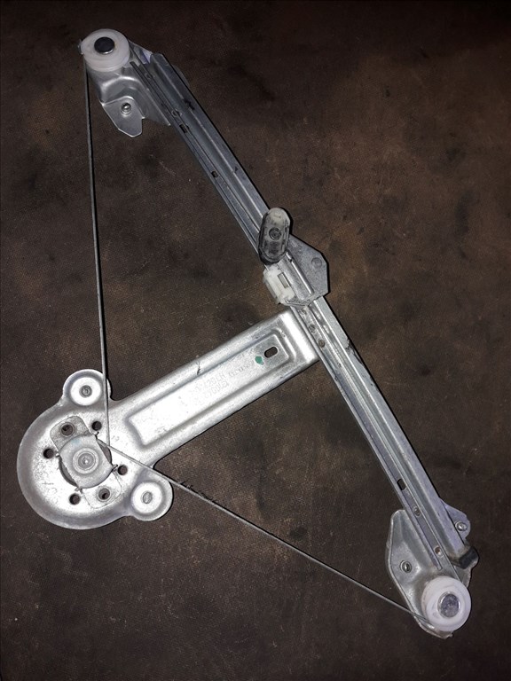 Opel Astra H Bal Hátsó Ablakemelõ Szerkezet Mechanikus 13100420 1. kép