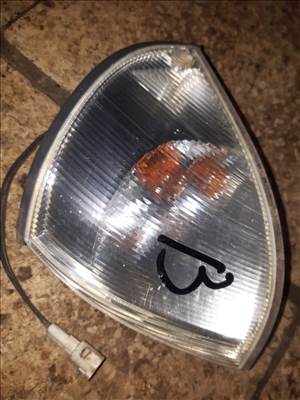 Suzuki Swift II 96-03 Bal Első Index / Irányjelző