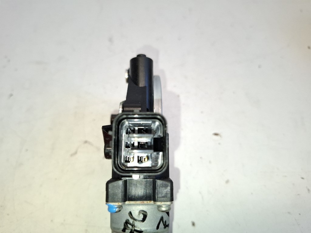 Mitsubishi Space star bal elsõ ablakemelõ motor 5713A381 4. kép