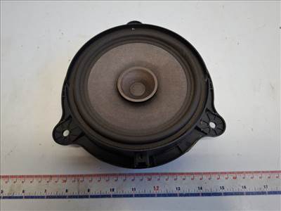 Nissan Qashqai (J10) bal hátsó hangszóró 281569U00A