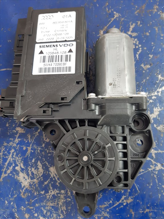 Audi A4 B7 Bal Hátsó Ablakemelõ Motor 8E0 959 801 A 2. kép