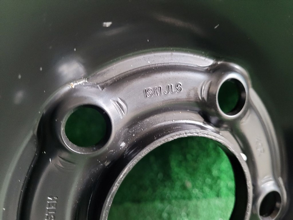 205 / 60 / R16 / 5x115 / 6,5J / ET41 Acélfelni Gumival (1 db) 091110A2 8. kép