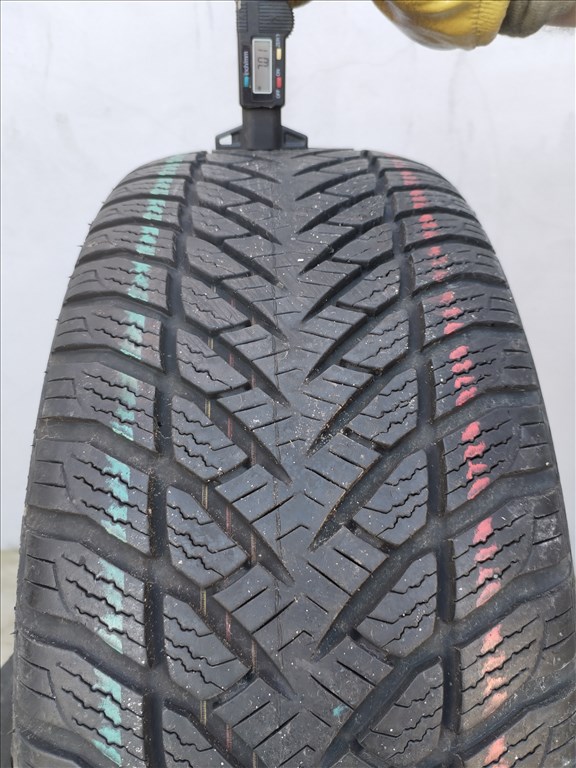  225/5017" használt Goodyear téli gumi 2 db RSC 3. kép