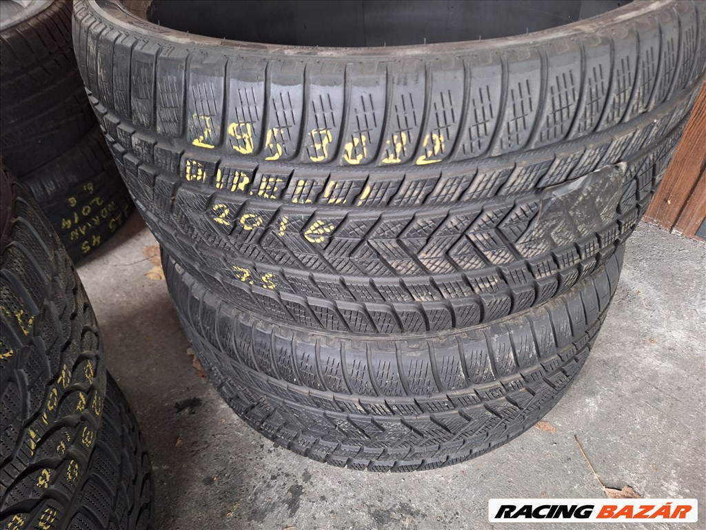  295/30/22"  Pirelli téli gumi  2. kép