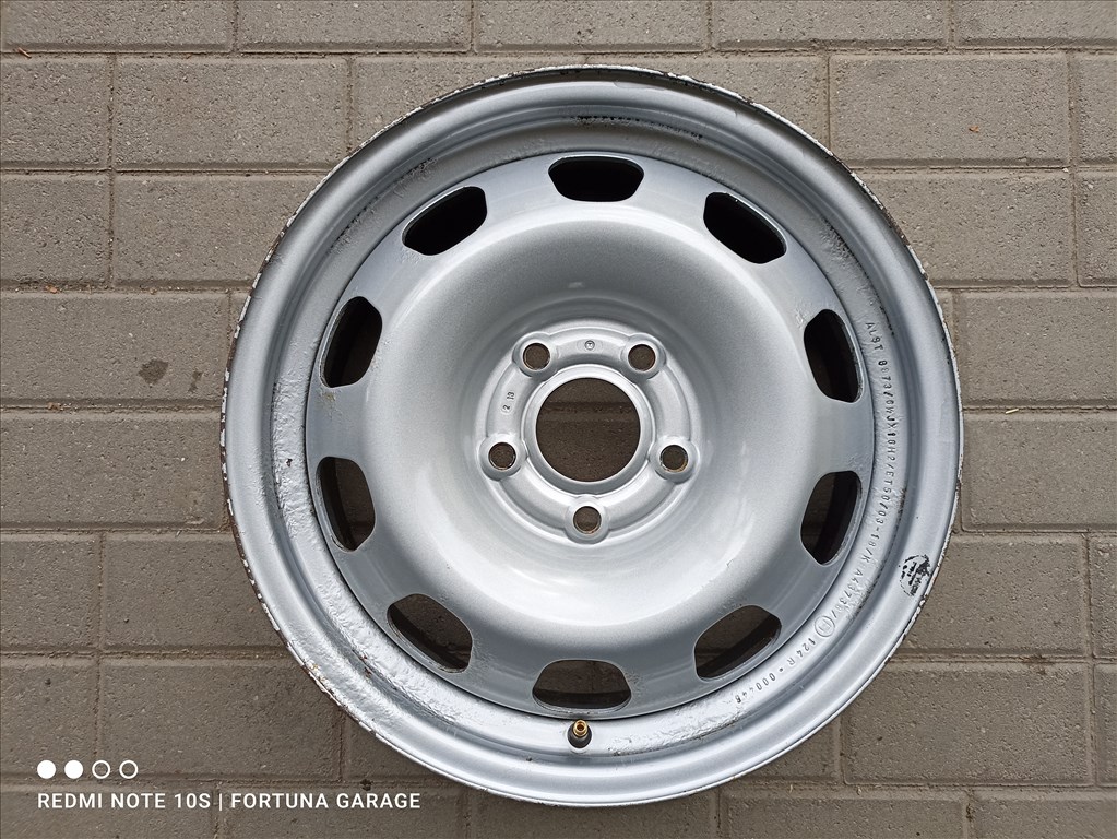  4x114,3 16" Dacia használt lemezfelni /642/ 5. kép