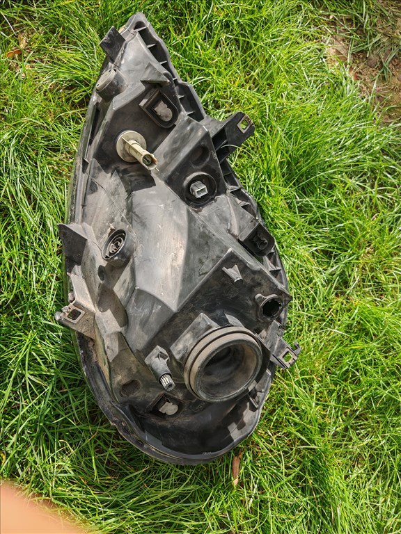 Renault Trafic II Fényszóró  5. kép