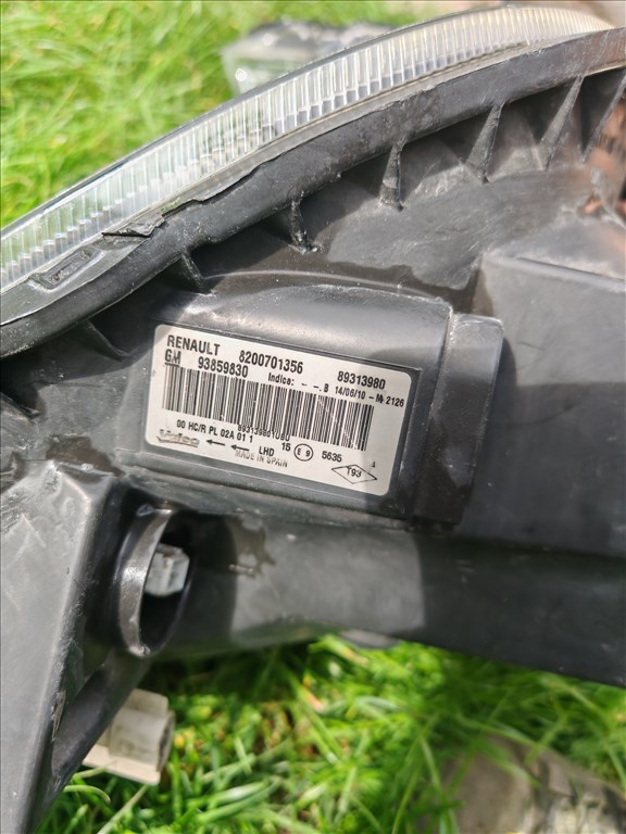 Renault Trafic II Fényszóró  6. kép