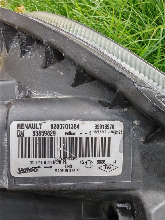 Renault Trafic II Fényszóró  8. kép