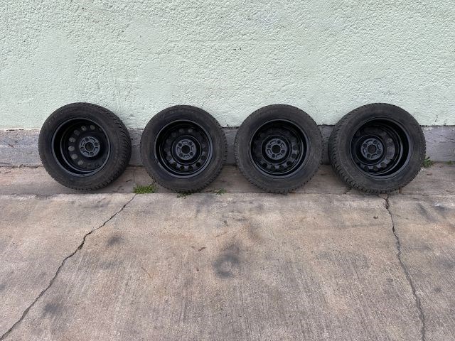  Yaris 185/60 R14 használt Matador 4 évszakos gumi felnivel (4db) 7. kép