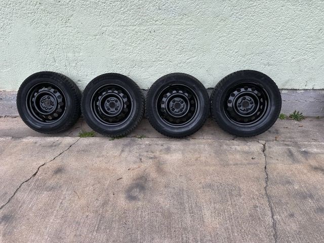  Yaris 185/60 R14 használt Matador 4 évszakos gumi felnivel (4db) 2. kép