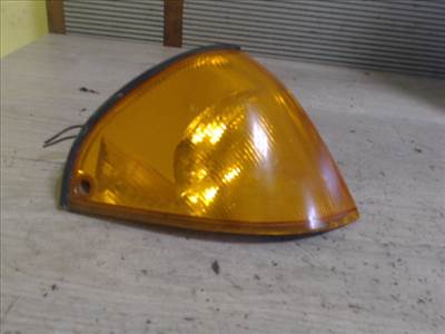 SUZUKI SWIFT 96-05 Jobb első irányjelző
