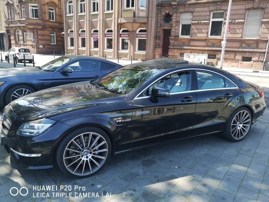 Mercedes CLS 63 AMG (W218) bontott alkatrészei 2. kép