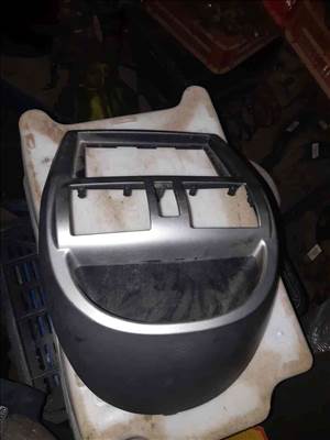 Suzuki Ignis 03-07 Középkonzol Keret 73821-86GO