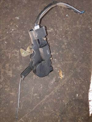 Opel Frontera B Csomagtérajtó Központizár Motor