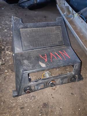 Lada Niva Középkonzol