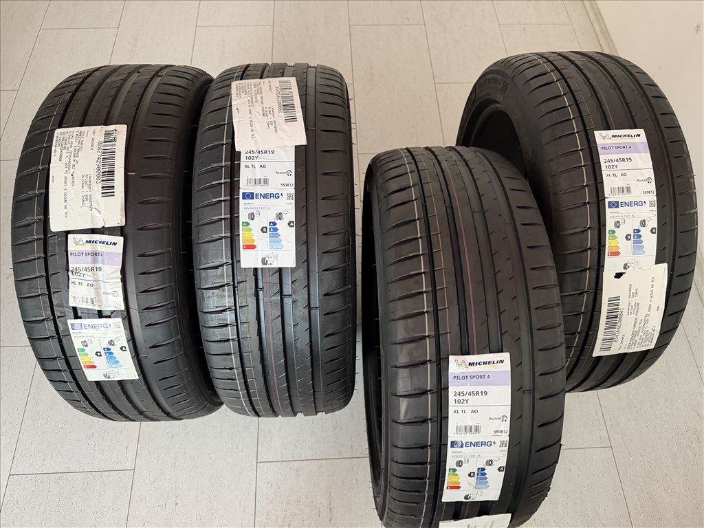 Michelin Pilot Sport 4 XL TL AO 245/45 R19 új nyári gumi garnitúra DOT24 1. kép