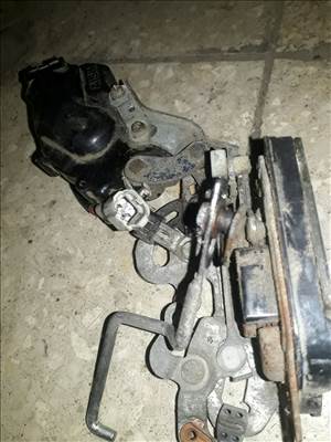 Suzuki Vitara Jobb Hátsó Ajtó Zárszerkezet  Központizár Motor