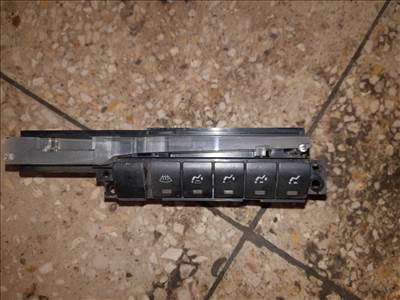 Suzuki Vitara Középkonzol Kapcsoló