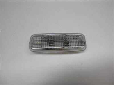 Audi A6 (C5 4B) első belsővilágítás 8L0947105A