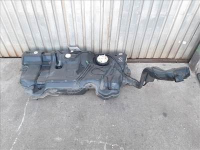 Citroen C5  üzemanyag tank (üzemanyagtartály) 9682653080