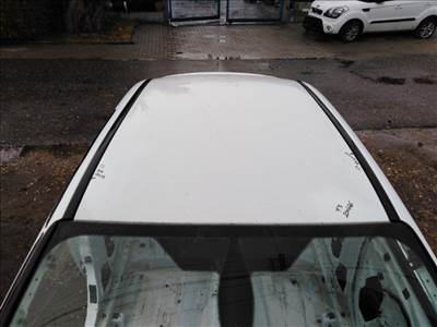Ford Focus 4 ajtós utastértető