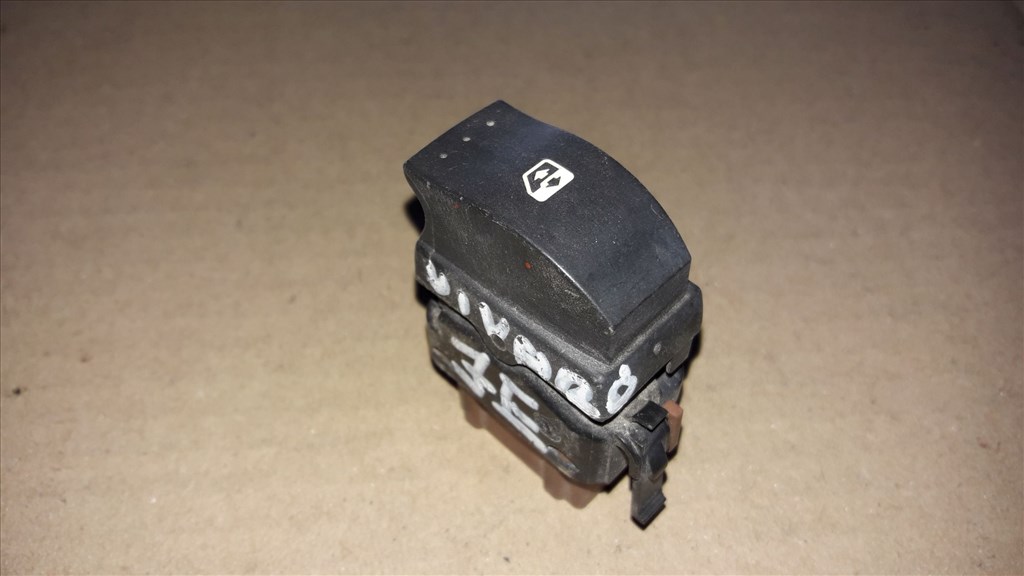 Renault Trafic Jobb Elsõ Ablakemelõ Kapcsoló 26488 1. kép