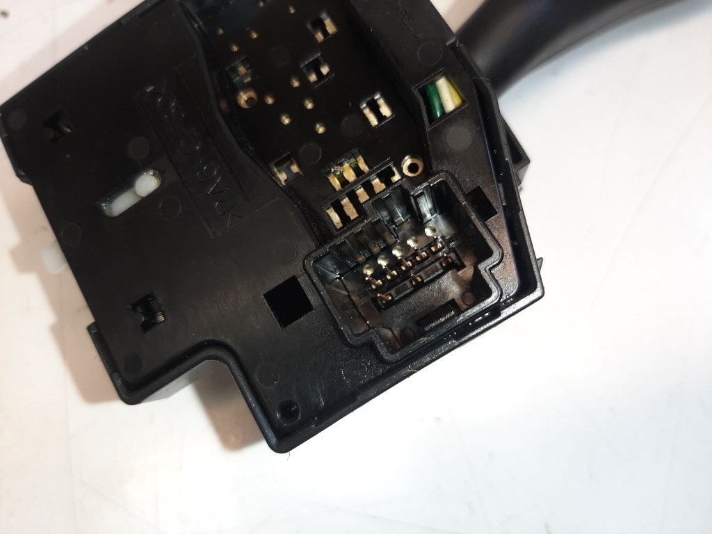 Ford Kuga  index kapcsoló 4M5T13335BD 4. kép