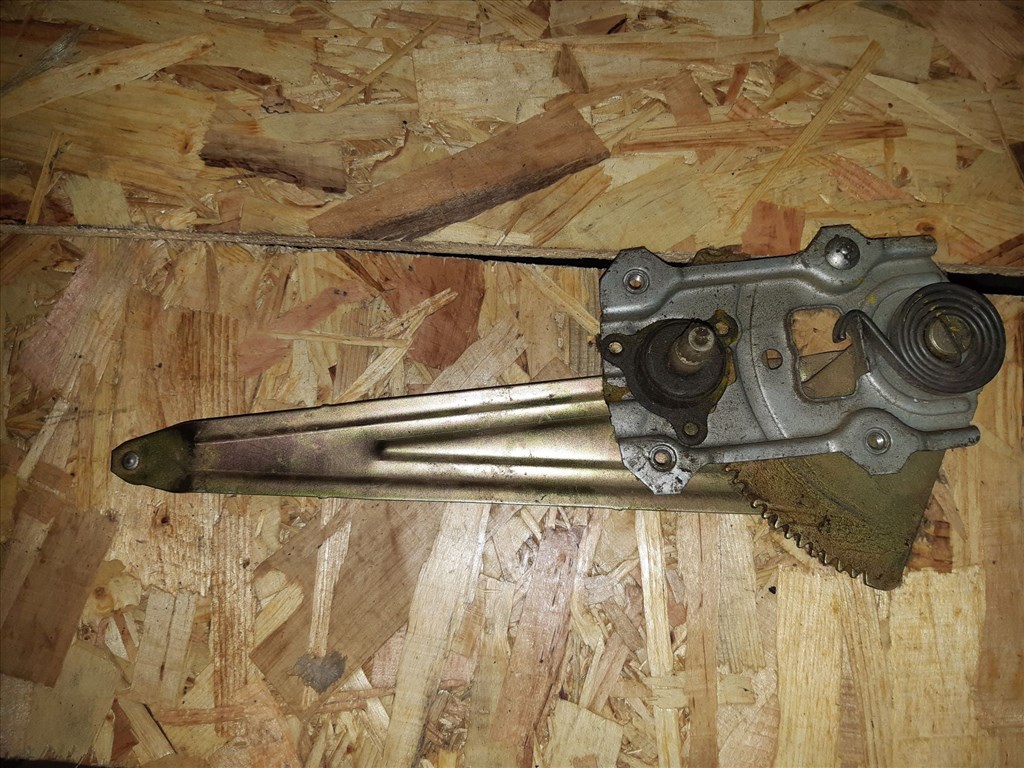 Suzuki Swift III 04-10 Bal Hátsó Ablakemelõ Szerkezet Elektromos 1. kép