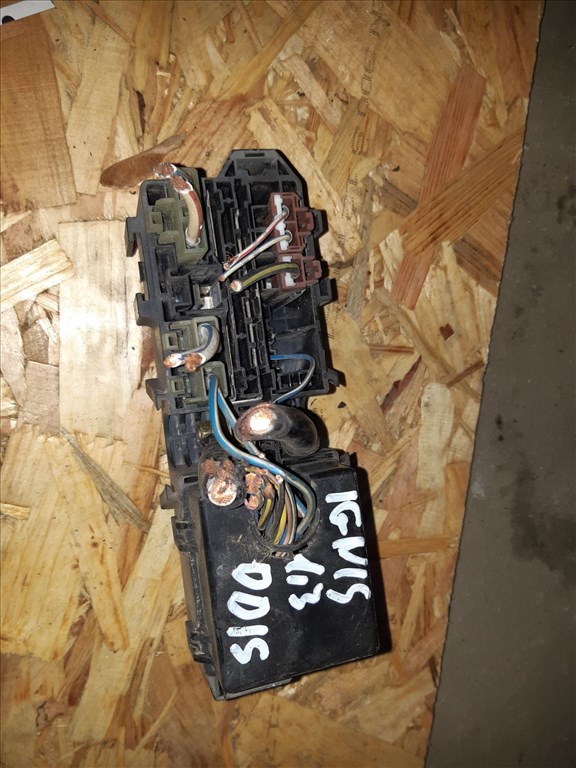 Suzuki Ignis 03-07 Biztosítéktábla / Relé Tábla 2. kép