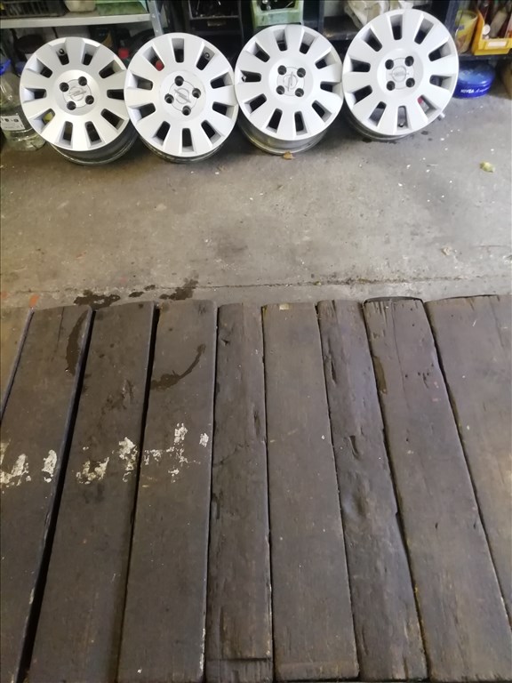  4x100 lyukosztású 6JJ 15" használt (gyári felni) alufelni 2. kép