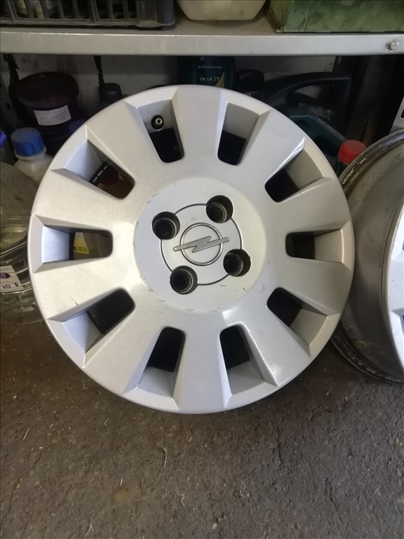  4x100 lyukosztású 6JJ 15" használt (gyári felni) alufelni 6. kép