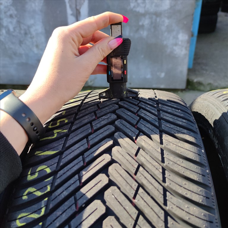 225/45 R17 Superia négyévszakos gumi 99500ft a 4db/4/ 2. kép