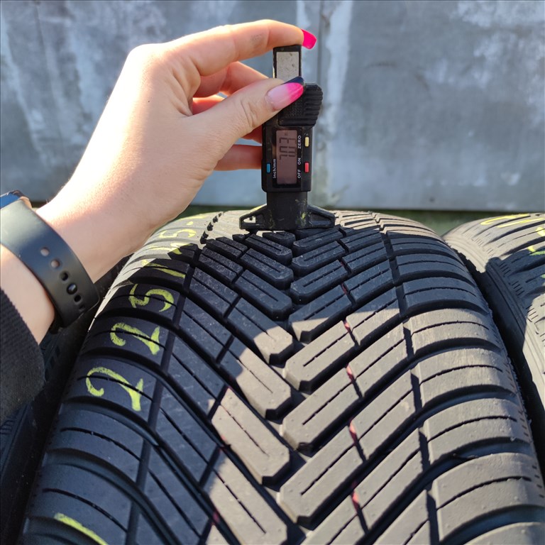 225/45 R17 Superia négyévszakos gumi 99500ft a 4db/4/ 4. kép