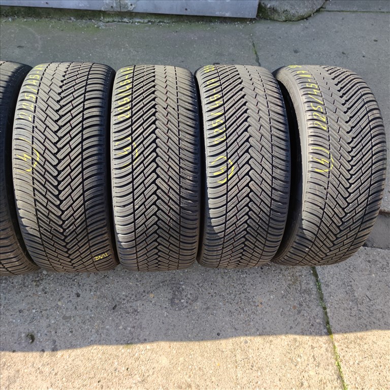 225/45 R17 Superia négyévszakos gumi 99500ft a 4db/4/ 5. kép