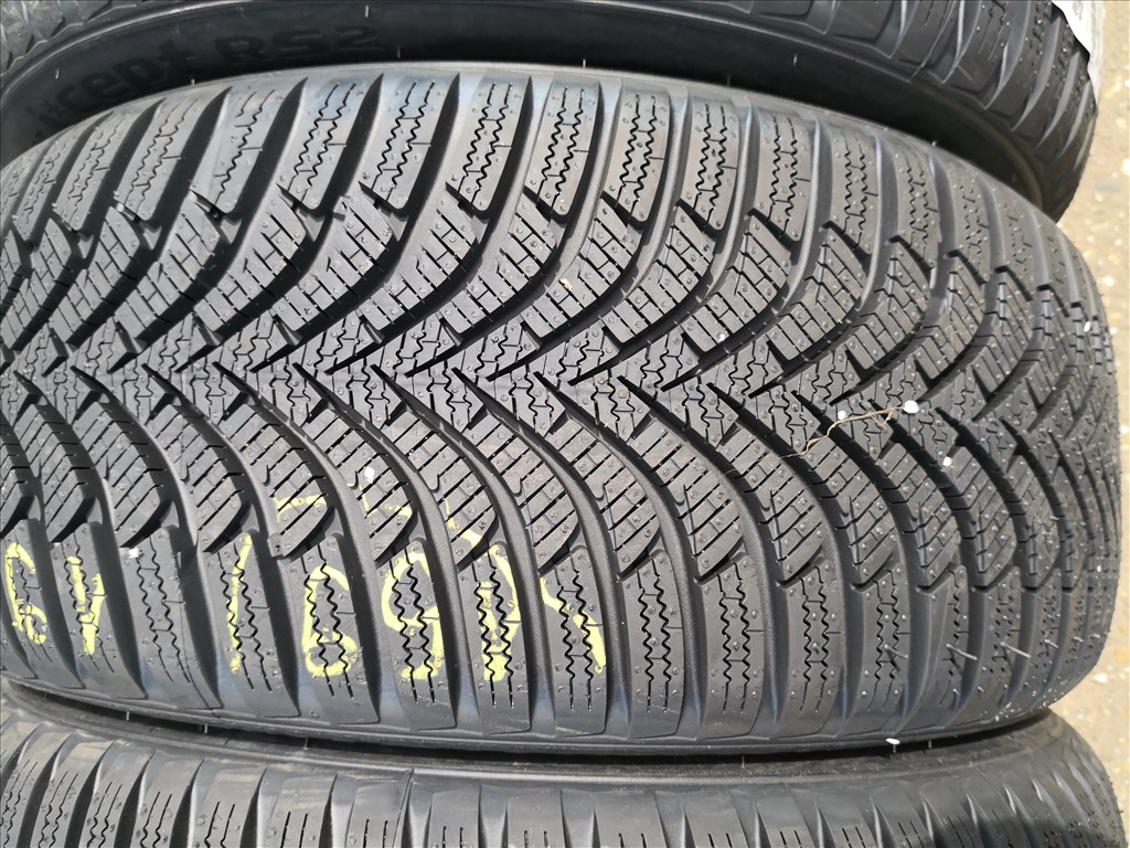 195/50 R15 ÚJ!! Hankook téli gumi 90000ft a 4db/159/ 4. kép