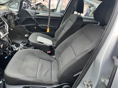 Volkswagen Golf VII Ülések