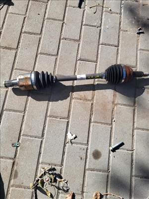 Kia Cee'd (CD) Fèltengely bal első