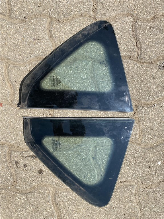 Ford B-Max Mk1 1.6 TDCi FORD B-MAX bal jobb C Oszlop Oldalablak Üveg 1. kép