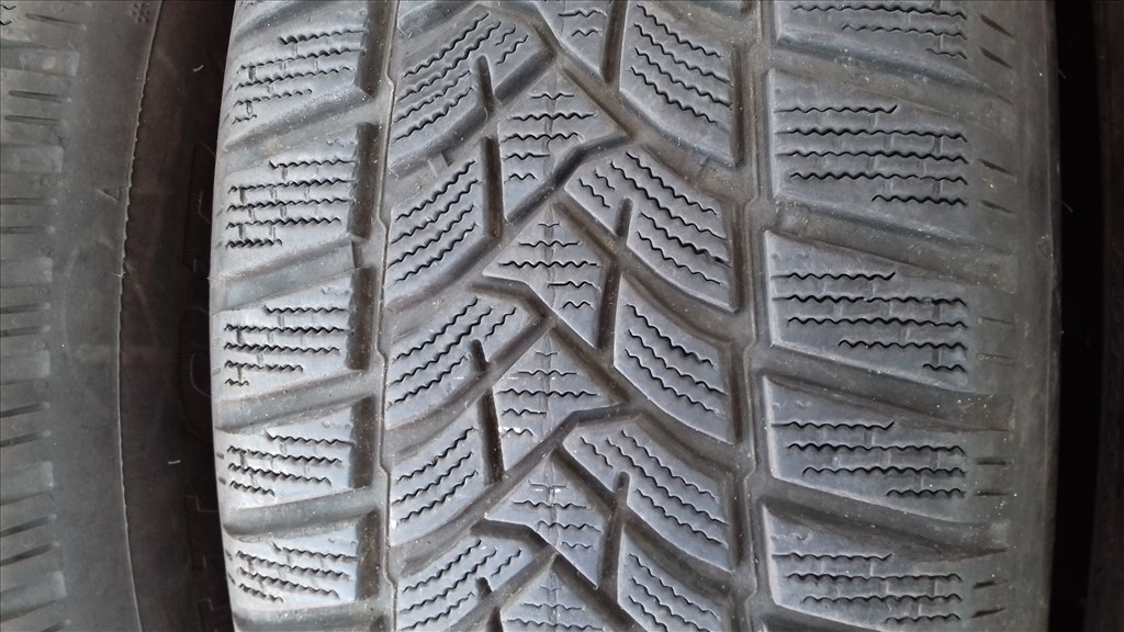  5x114.3 osztású 16" Nissan Renault Dacia (gyári felni) lemezfelni, rajta 215/65 Dunlop téli gumi 6. kép