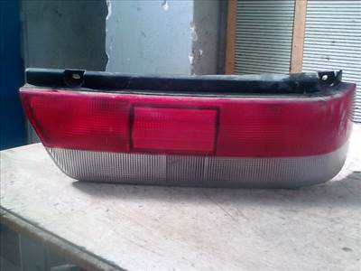 SUZUKI SWIFT 96-05 Jobb hátsó lámpa