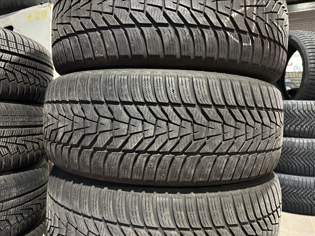 235/55 r18 Hankook téligumi 4db eladó 235/55r18 garnitúra 2. kép