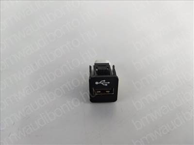 BMW 1 (F20) USB aljzat csatlakozó (9229294, 84109229294)