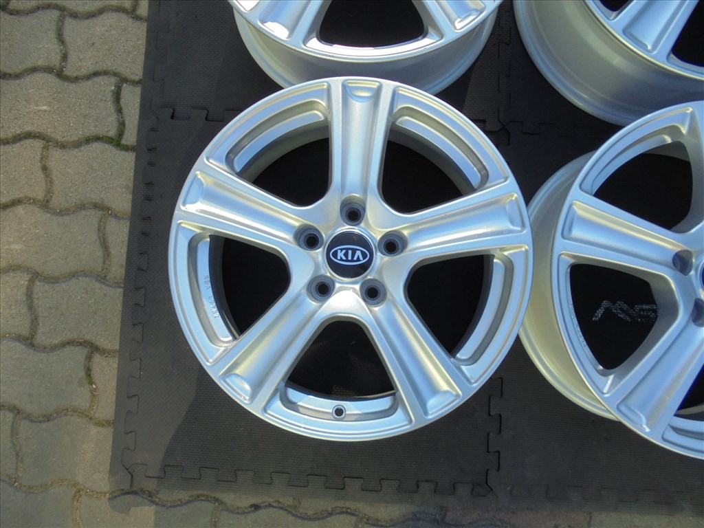  17-es RC 5 x 114.3-as demo alufelni eladó 3. kép