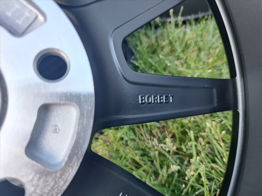 Borbet R18, 8x18 ET44, 5x112, új szett, A6,A4,A8,Superb,Octavia, Golf, Passat 4. kép