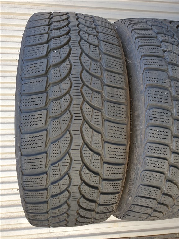  215/40 18 Bridgestone Blizzak LM-32 5. kép