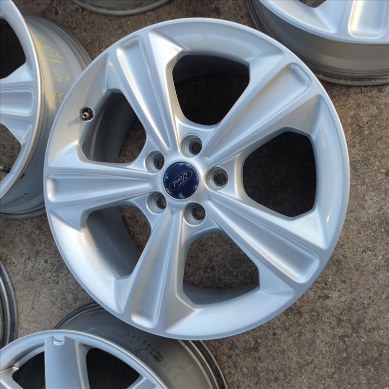 5x108 17 Gyári Ford alufelni 145000ft a 4db/152/ 4. kép