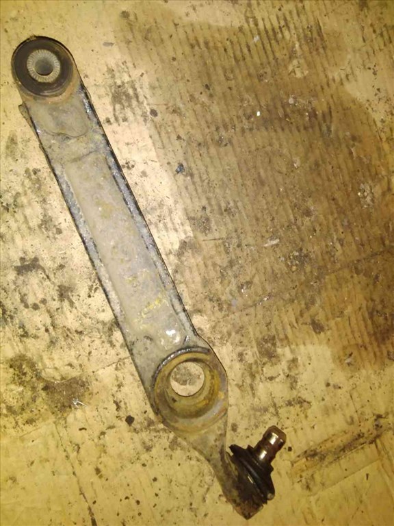 Suzuki Ignis 03-07 Elsõ Lengõkar 2. kép